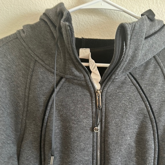 Lululemon Plush Scuba Charcoal Gray Zip-Up Hoodie - Picture 3 of 7
